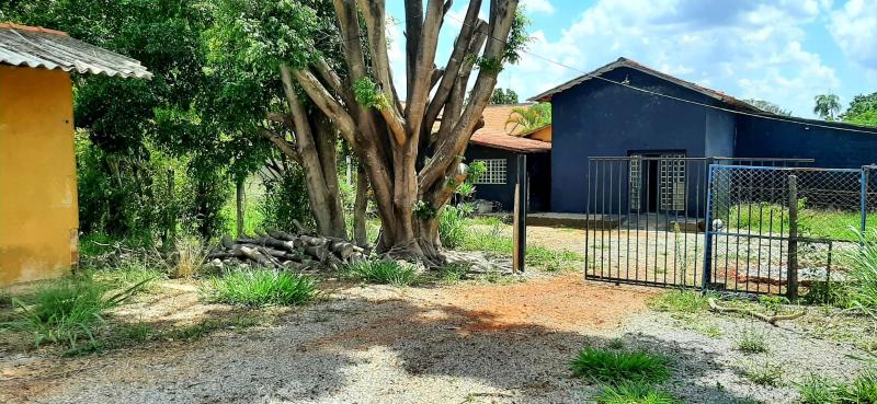 GALPÃO 600m²